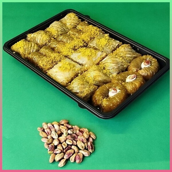 باقلوا vip مغز پسته پخت با کره وزن: 1/200 کیلوگرم